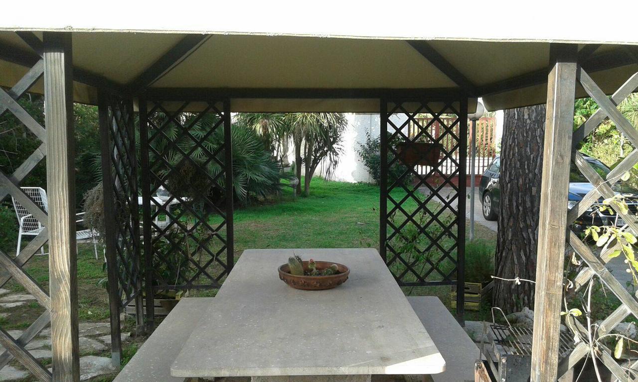 Bed and Breakfast Casina Delle Arti Сан-Катальдо Экстерьер фото